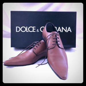 🔥🔥super RARE and stylish Dolce shoes! Must see!